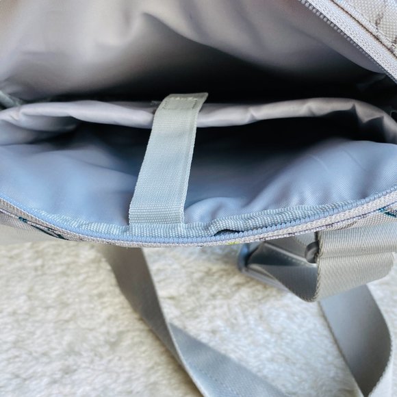 Eddie Bauer Tech Travel Crossbody Bag Unisex - Picture 10 of 16